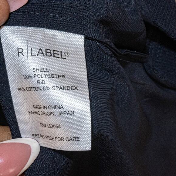 The Reset R Label Women's Small Satin VNeck Pullover Blouse Dark Navy - Picture 7 of 10